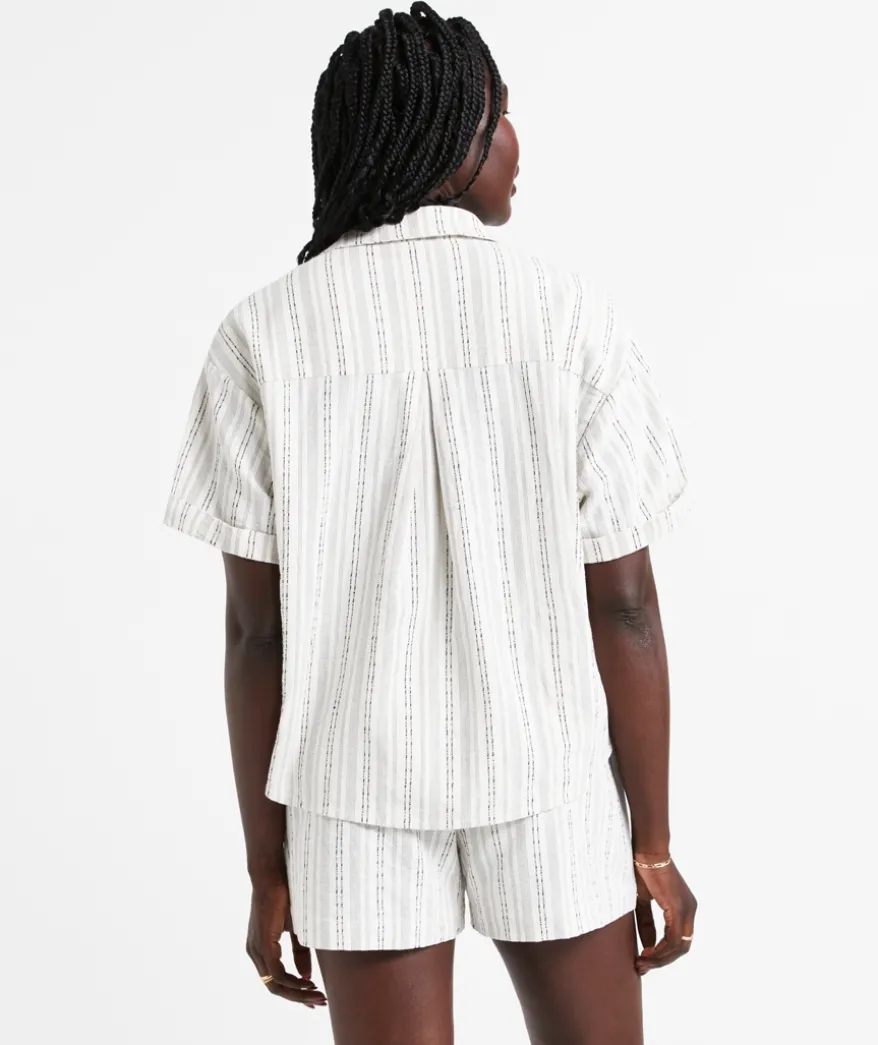 ZOEY TEXTURED CROP SHIRT